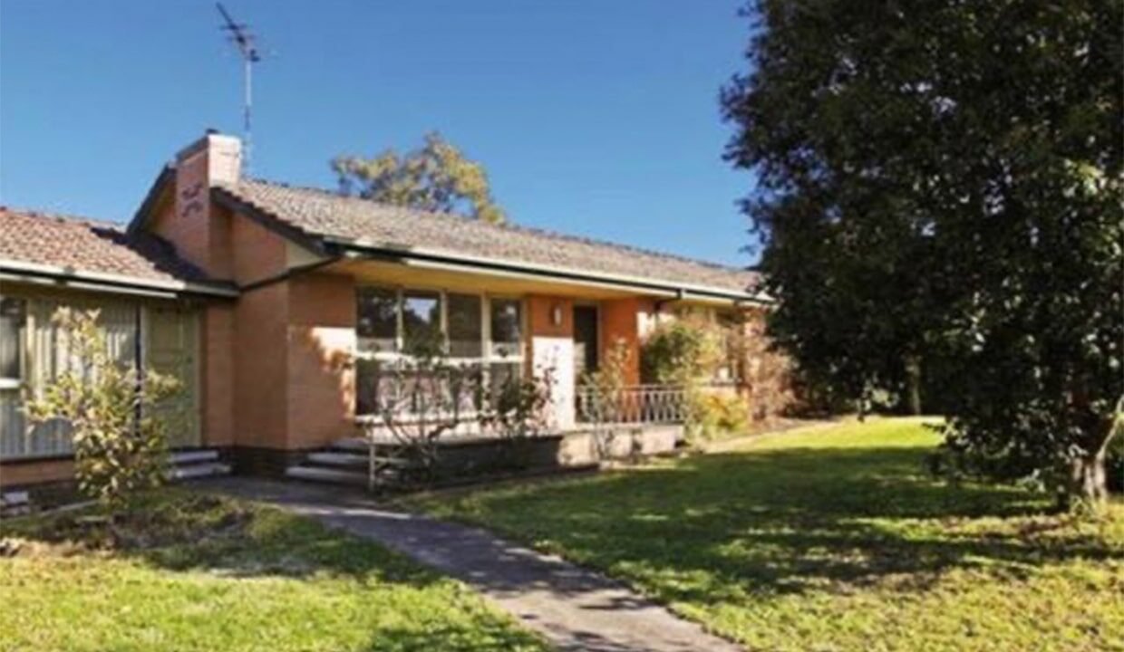 102 south valley road Highton 3216 home