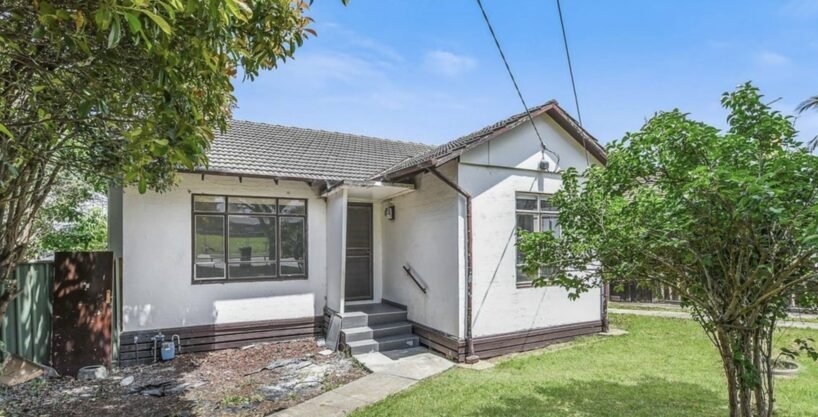 33 ash street Doveton 3177